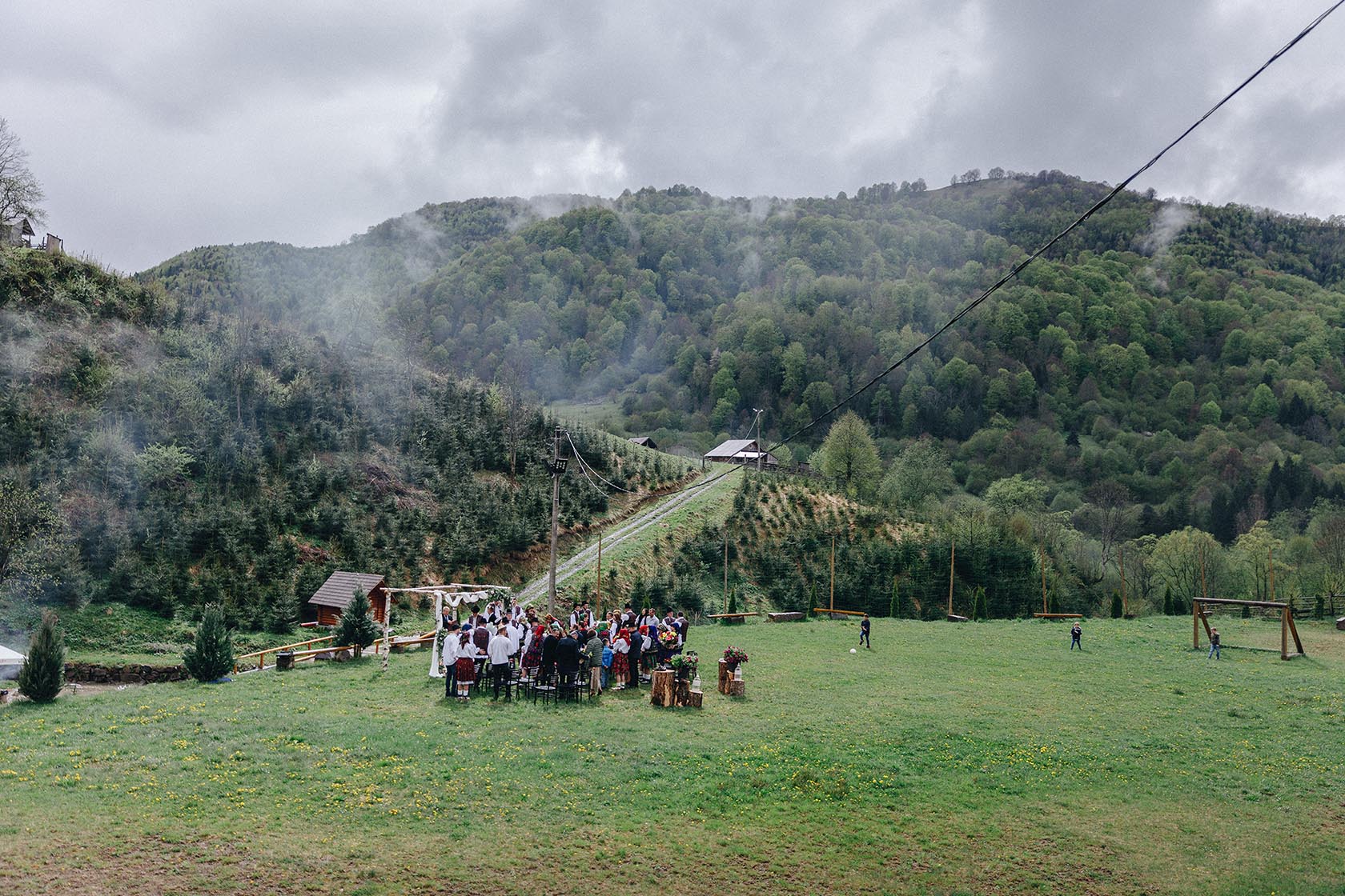 viziune ansamblu nunta maramures